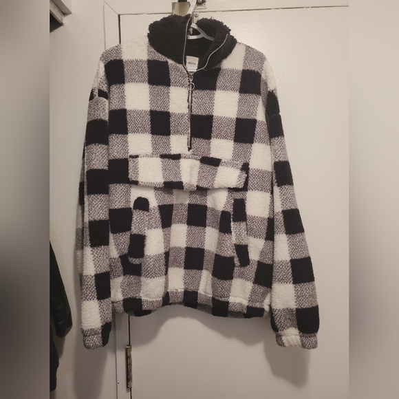 Soft plush sweater - Picture 1 of 1